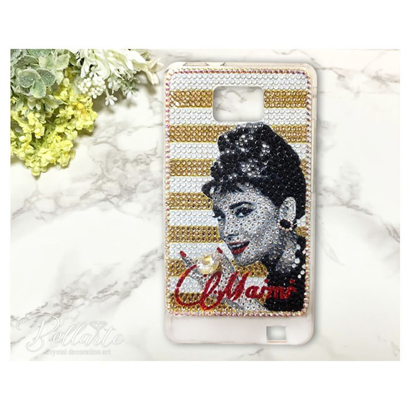 オードリーヘップバーン×スワロフスキークリスタル×スマホケース ご了承ください
