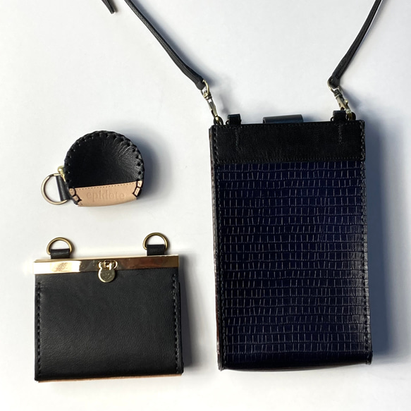 【これひとつでお出かけ】smartphone case & wallet #navy&black 2枚目の画像