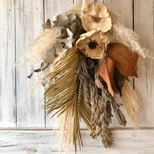ココフラワーとソテツ、パンパスグラスのスワッグ 」 ドライフラワー  