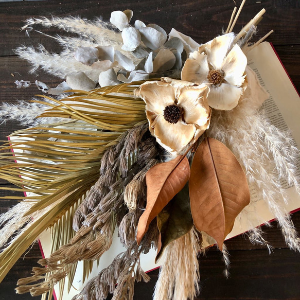 ココフラワーとソテツ、パンパスグラスのスワッグ 」 ドライフラワー  