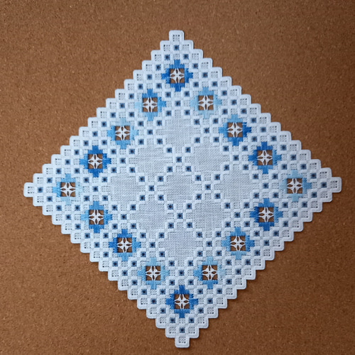 受注制作】北欧ハーダンガー刺繍 テーブルファブリック ドイリー