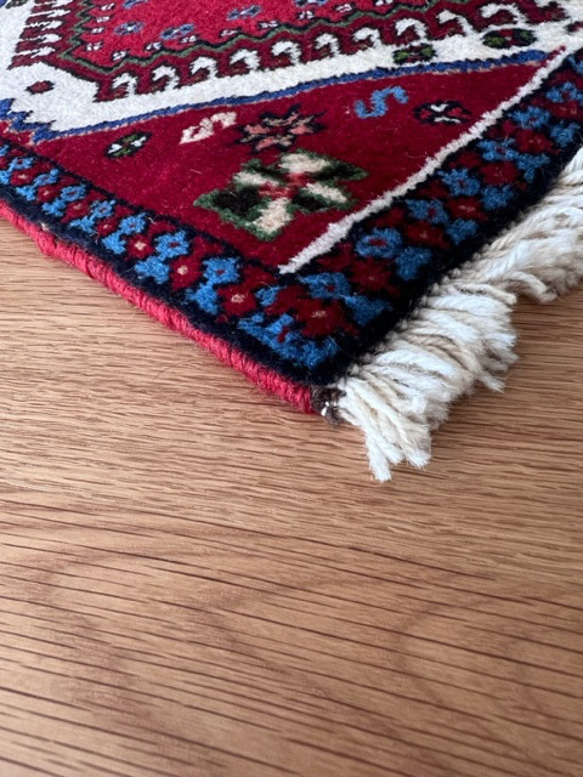 ヤラメ絨毯【40×40】No.13　トライバルラグ・民族系・部族・チェアマット・ベンチ 10枚目の画像