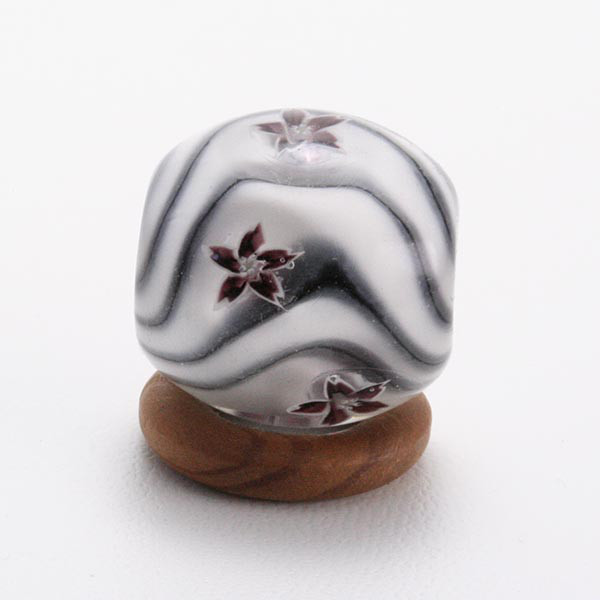 桜　さくら　とんぼ玉　ガラス　花とんぼ玉　白黒　桜