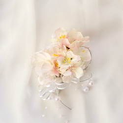 【新作】ザ・サクラ　早乙女桜とホワイト紫陽花のコサージュセレモニー、入園式入学式、卒業式(ケース付き) 3枚目の画像