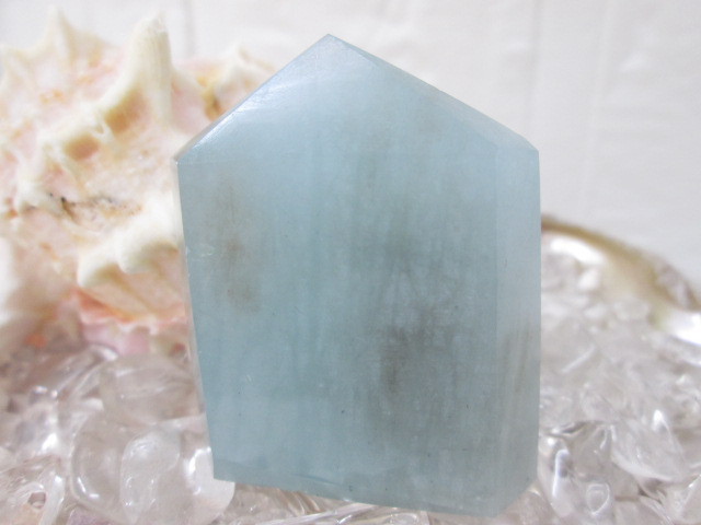 アクアマリン　結晶 160g 高透明度・超濃厚青色！】アクアマリン表面研磨六角柱・小