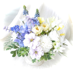 白とブルー・紫のフラワーアレンジ【アーティフィシャルフラワー