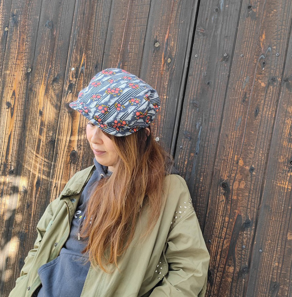 アンティークサーカス柄ハンチング(antique circus pattern hunting cap) 3枚目の画像