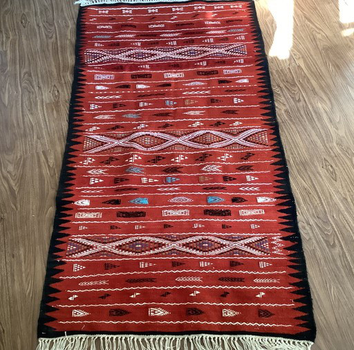 大き目サイズ　細やかな文様ウォシュメが織り込まれたキリム　赤ベースのラグ　キリムL トゥジェン02