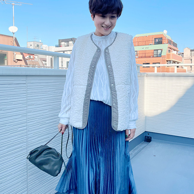 【新作再販】ふわふわさっと羽織れるボアベスト（スノーホワイト）23001