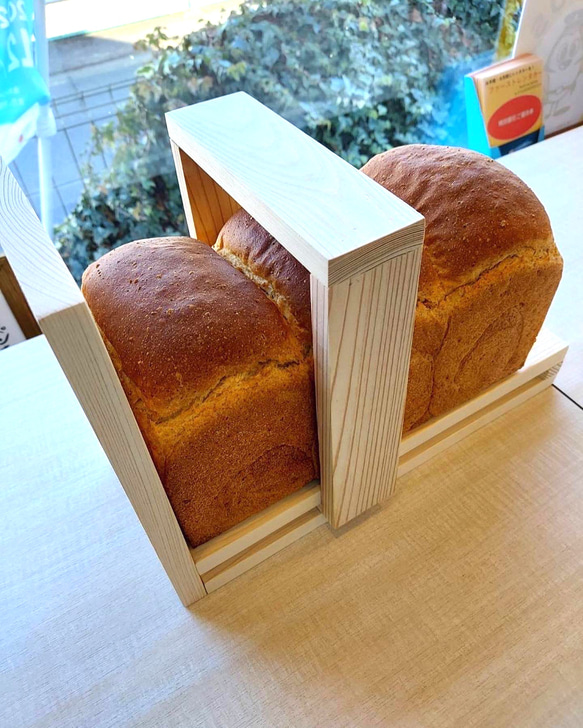 暮らしの道具【食パンスライサー】2斤用　木製　キッチン　木製 3枚目の画像