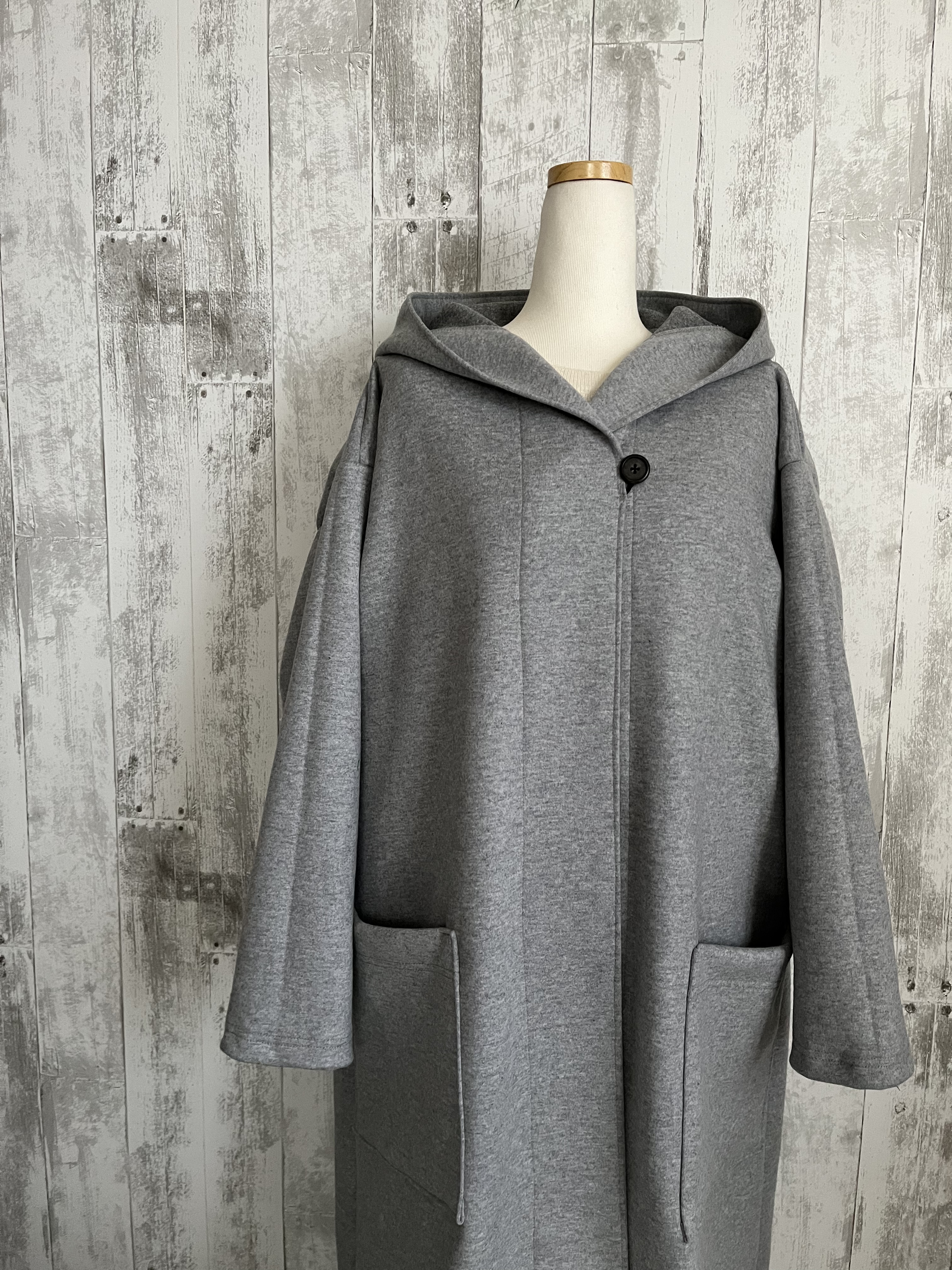 18万✨未使用 フォクシー ロングコート ダブルフェイス 23年 リッチグレー FOXEY - 【新品・未使用】FOXEY コート（受注会限定）の通販 by