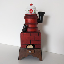 ドイツ カラディア 猫も暖まるストーブ香炉 1枚目の画像