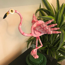 車の部品等で作ったピンクフラミンゴ（Recycle car parts Pink Flamingo) 2枚目の画像