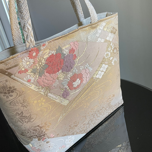 帯リメイクバッグ 扇面に鶴と花々 トートバッグ 和装バッグ 帯