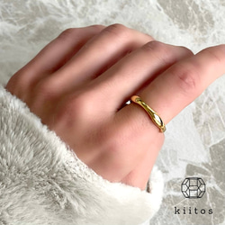 つけっばなし♪ＯＫ！金属アレルギー対応　316L サージカルステンレス　波打ち シンプル リング 指輪 kiitos 12枚目の画像