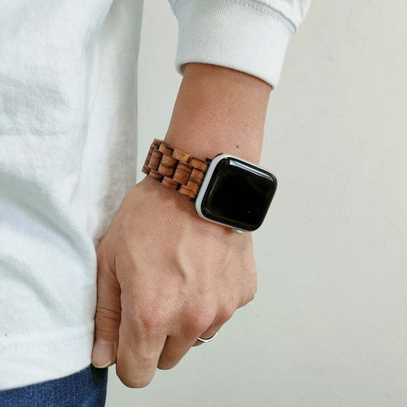 [木錶帶]EINBAND Apple Watch 天然木木錶帶 20mm [斑馬木] 第4張的照片
