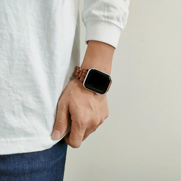 [木錶帶]EINBAND Apple Watch 天然木木錶帶 20mm [斑馬木] 第3張的照片