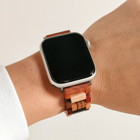 [木錶帶]EINBAND Apple Watch 天然木木錶帶 20mm [混合木] 第5張的照片