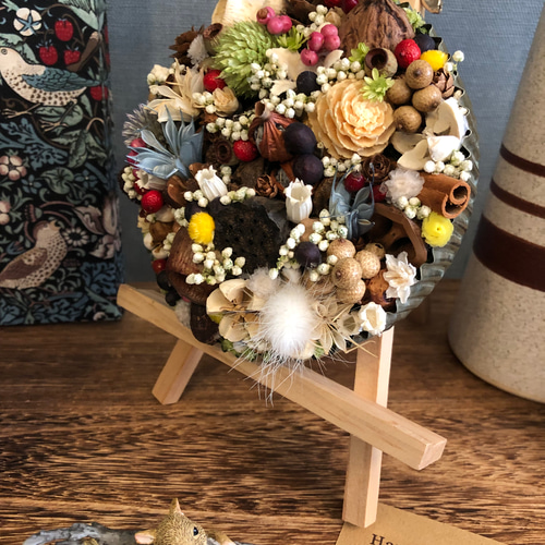 タルト型カップ 木の実アレンジ プリザーブドフラワー mori_risu_takko