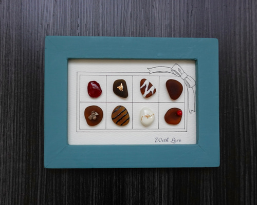 わっせ　わっせ　シマエナガ　。（ストロベリーチョコレート）　シーグラスアート セール>シーグラスアート「チョコレートアソート」 その他インテリア