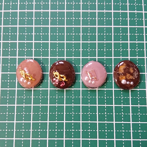 チョコレートのカボション☆8個 h6 チョコ/カボション/レジン/カラー