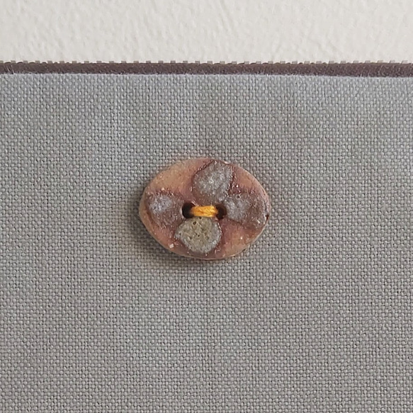 倉敷帆布×信楽ボタン フラットポーチ(グレー) 3枚目の画像