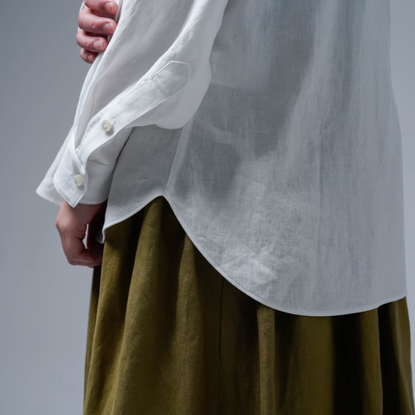 [wafu] 亞麻襯衫，精心剪裁的縮褶立領襯衫/白色 t034f1-wt1 第12張的照片