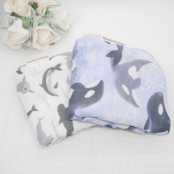 イルカ・シャチ｜8重ガーゼハンカチ｜ふわふわ優しい肌ざわり｜敏感肌・ギフトに｜20×20cm 1枚目の画像