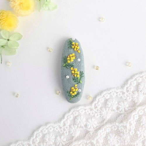 バラ刺繍パッチンピン♡ヘアゴム2点セット 薔薇刺繍と花柄のぱっちん