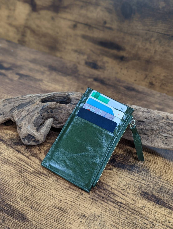 コンパクト財布　小さめ　薄い　カード入れ かさばらないサイフ　イタリアンレザー　グリーン　プレゼント　ギフト 5枚目の画像