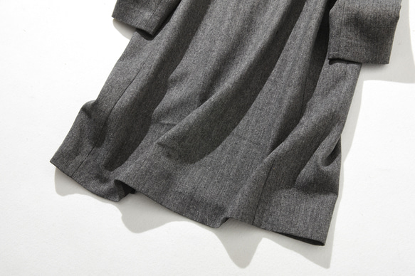 ★現貨★秋冬季超人氣復古風加厚連身裙，寬鬆版型，有內襯 221002-3 第4張的照片