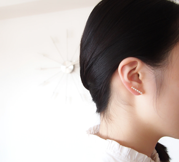 【Creema限定】Ear cuff＊ｍinimal et simple＊ 艶パールのシンプルイヤーカフ　 5枚目の画像