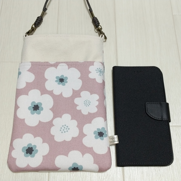 北欧調 フラワー くすみピンク×生成り帆布  花柄 スマホ ポシェット サコッシュ 4枚目の画像