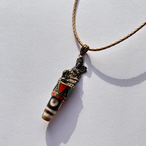 チベット多宝念珠ネックレス／瑪瑙・五眼天珠・薬師珠・骨三通 アンティーク チベット多宝念珠ネックレス／瑪瑙・五眼天珠・薬師珠・骨三通