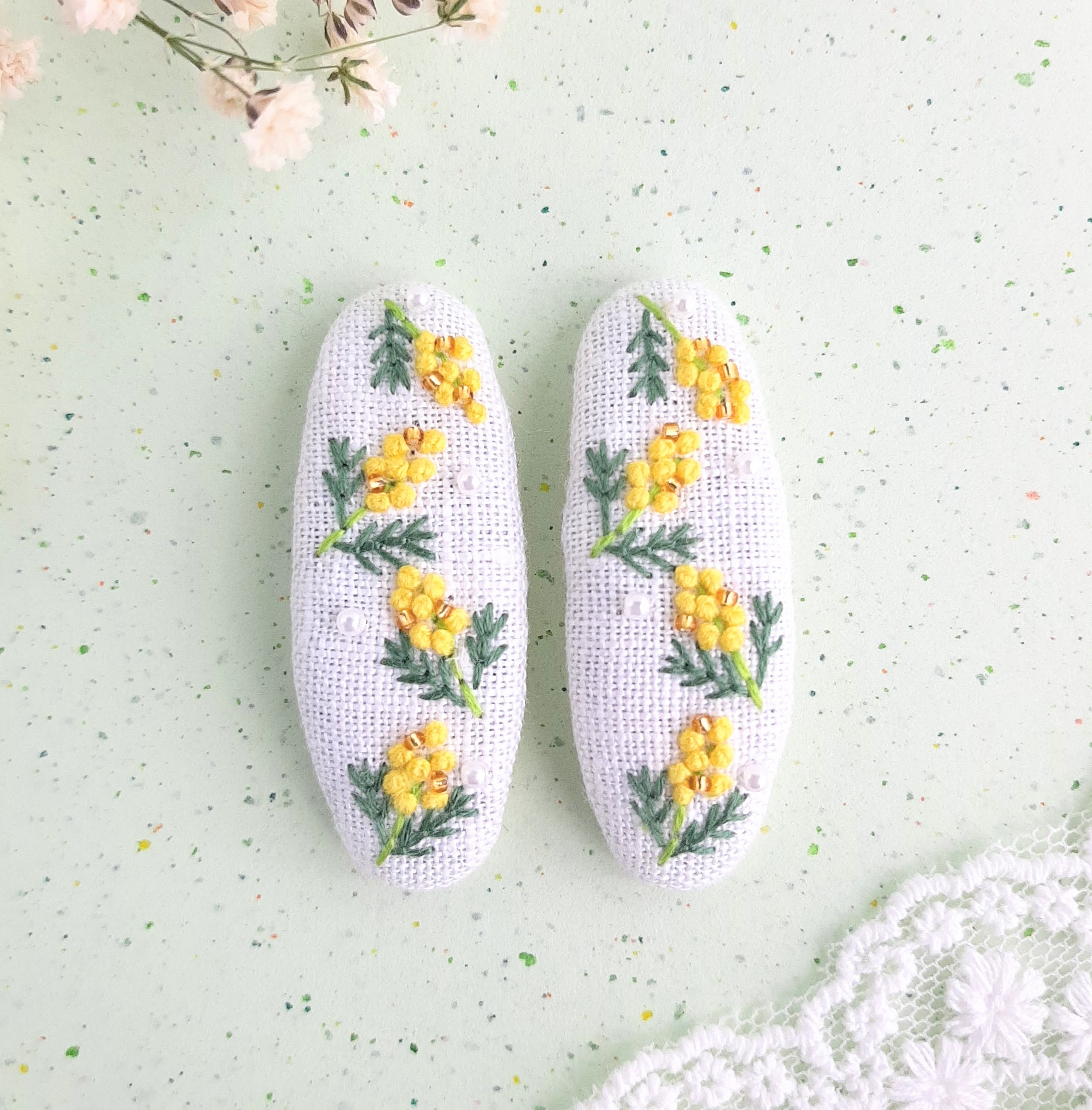 5センチパッチンピン♡パンジー刺繍♡ハンドメイド 5センチパッチンピン♡パンジー刺繍♡ハンドメイド