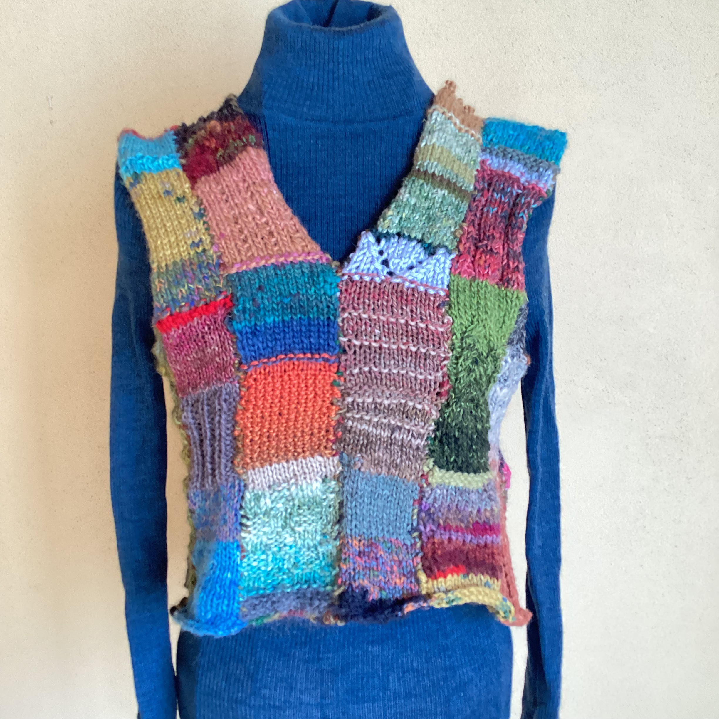 buoybuoy PELU HANDKNIT パッチワークベスト AMBIDEX Store ○PELU HANDKNIT パッチワークベスト(F GREY