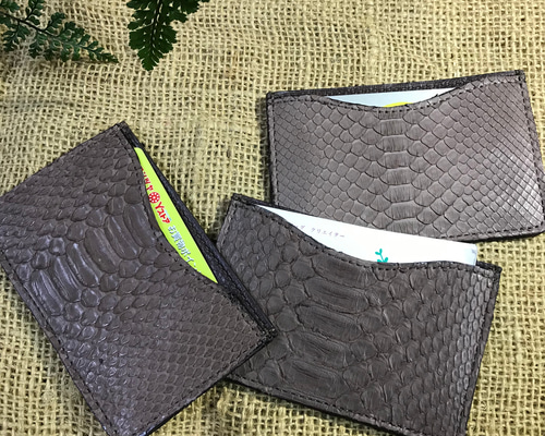 新品 未使用品　全面 パイソン革 オリジナル 名刺入 カードケース 807837f71b464564febe3de91ecc09