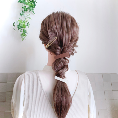 2点で ￥800 】10点から 選べる ヘアクリップ ② / レザー ヘアピン