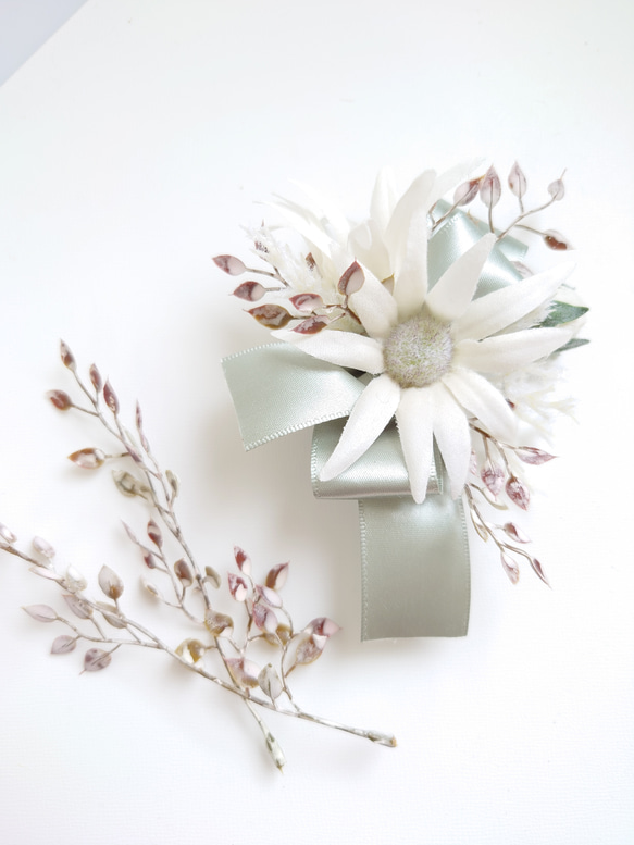 フランネルフラワーの花飾りset【コサージュ・髪飾り】ボックス付き 3枚目の画像