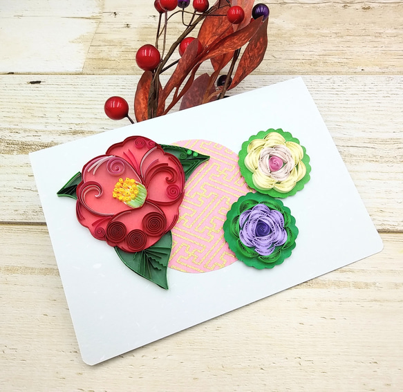 冬のお花のクイリングメッセージカード《椿×葉牡丹》 1枚目の画像