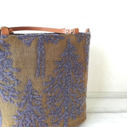 SALE☆ミナペルホネンmetsäのトートバッグ楕円底/navy ×khaki
