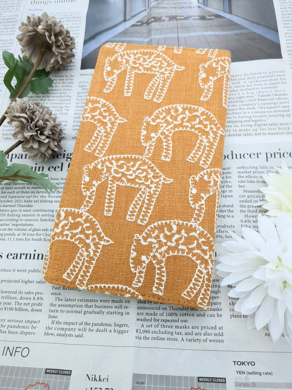 ミナペルホネン　ハンドメイド　ブラウン羊柄　weeks手帳カバーケース ミナペルホネン ブラウン羊柄 weeks手帳カバーケース その他雑貨