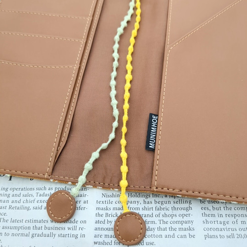 ミナペルホネン　ハンドメイド　ブラウン羊柄　weeks手帳カバーケース ミナペルホネン ハンドメイド ブラウン羊柄 weeks手帳カバーケース