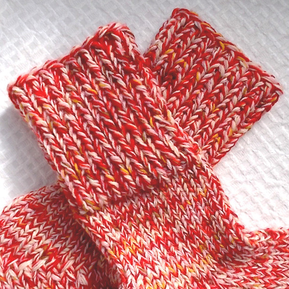 23～24㎝くらいの方用 厚手の手編み靴下 ウール100％ 毛糸を約215グラム使用した分厚い靴下（57） 3枚目の画像