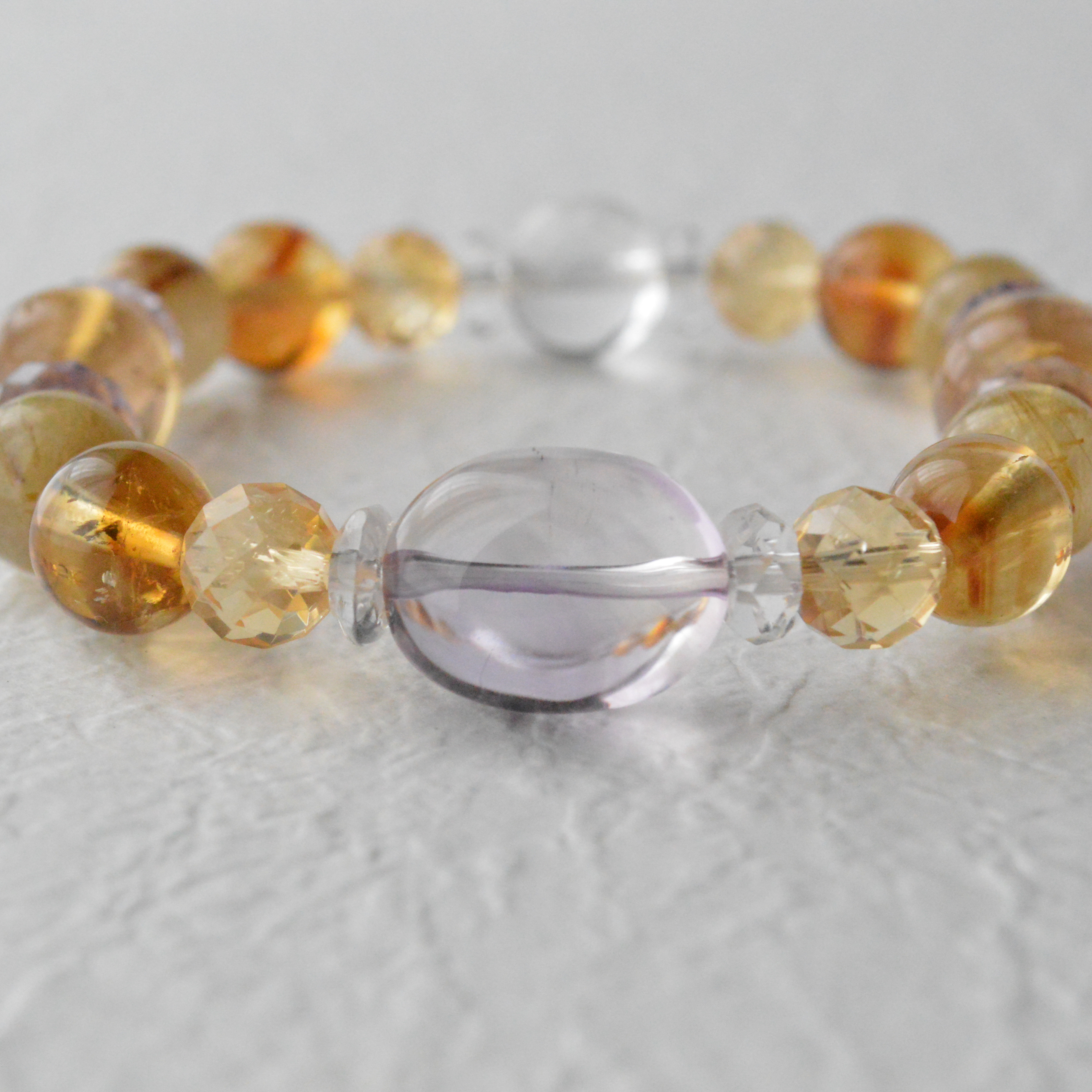 神様を味方につける～さくやブレス　豊かさへつなぐ稲穂の姫様　アメジスト　ファントムシトリン　タイチンルチル　アメトリン