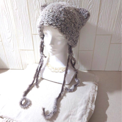 キャットヤーンで編んだふわふわ猫耳ニット帽〈キジトラ〉 9枚目の画像