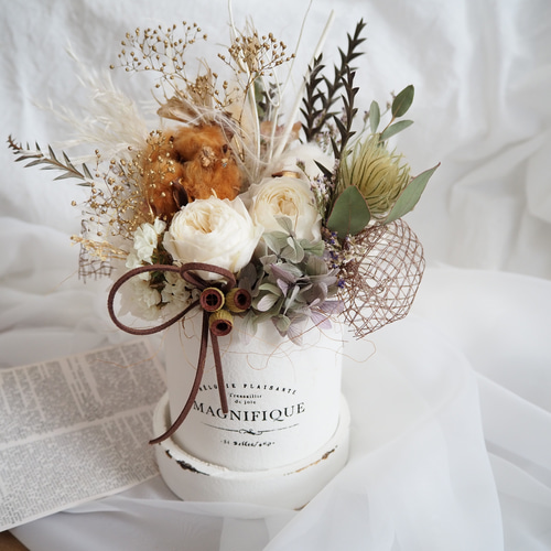 アンティーク風 ハットボックス フラワー アレンジメント アンティークなフラワーハットボックスアレンジ box arrangement