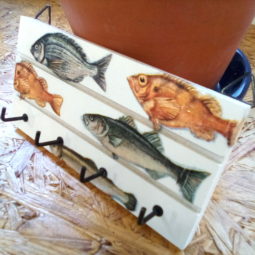 あつまれ! 魚たち。 ちっちゃい木製フック付きプレート デコパージュ