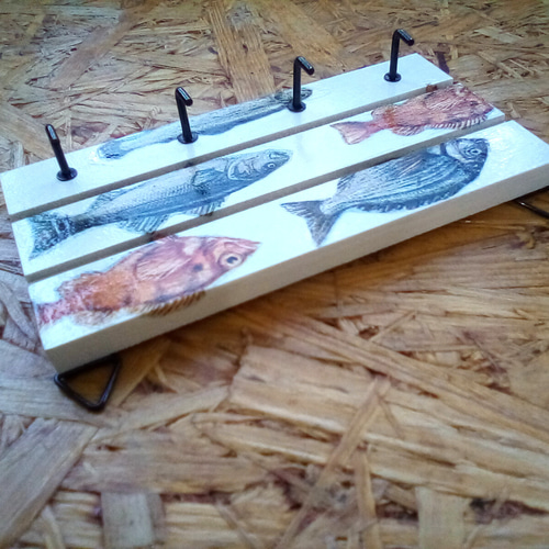 あつまれ! 魚たち。 ちっちゃい木製フック付きプレート デコパージュ