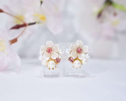 パールとクリアストーンの輝く桜イヤリング/ピアス ピンク ゴールド